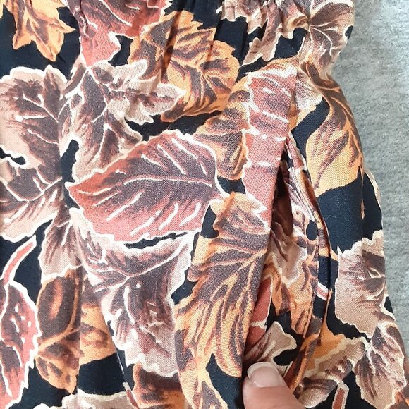 Vintage Southern Lady Size 20 Fall Print, Pleated Elastic Waist Skirt. - Picture 7 of 7